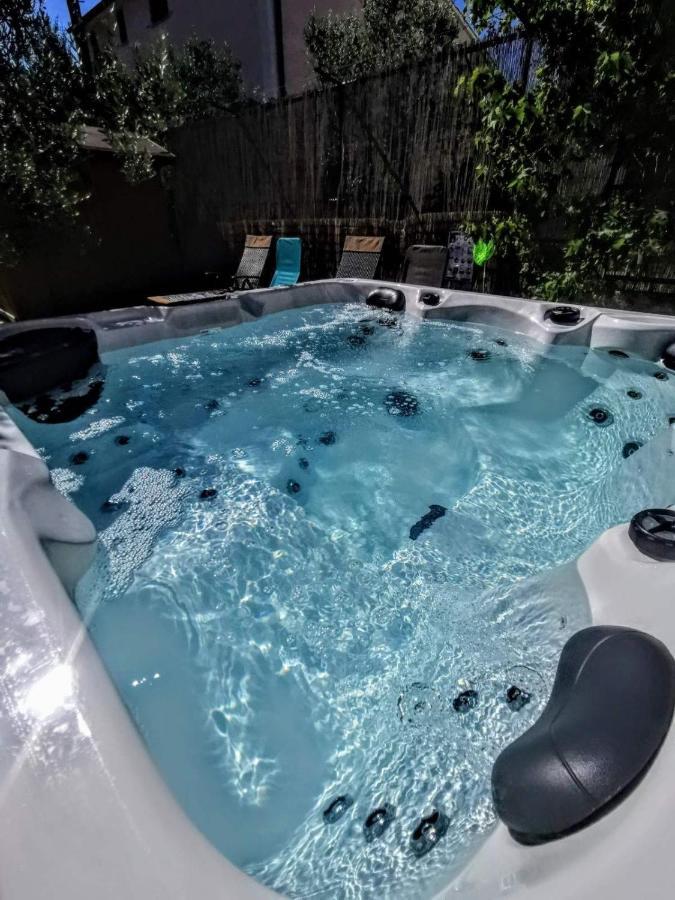 Holiday Home Istra With Jacuzzi Medulin Exterior foto