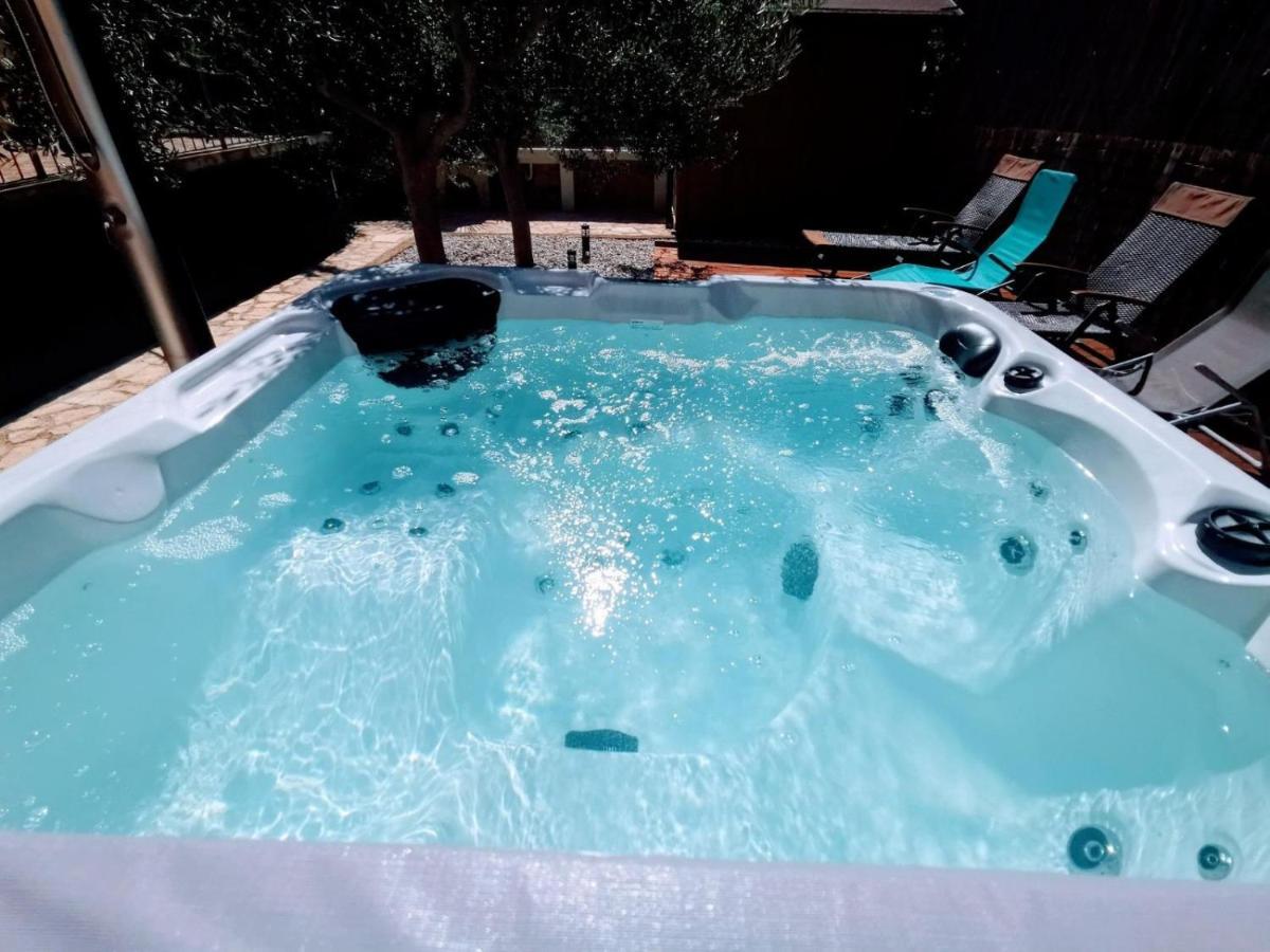 Holiday Home Istra With Jacuzzi Medulin Exterior foto