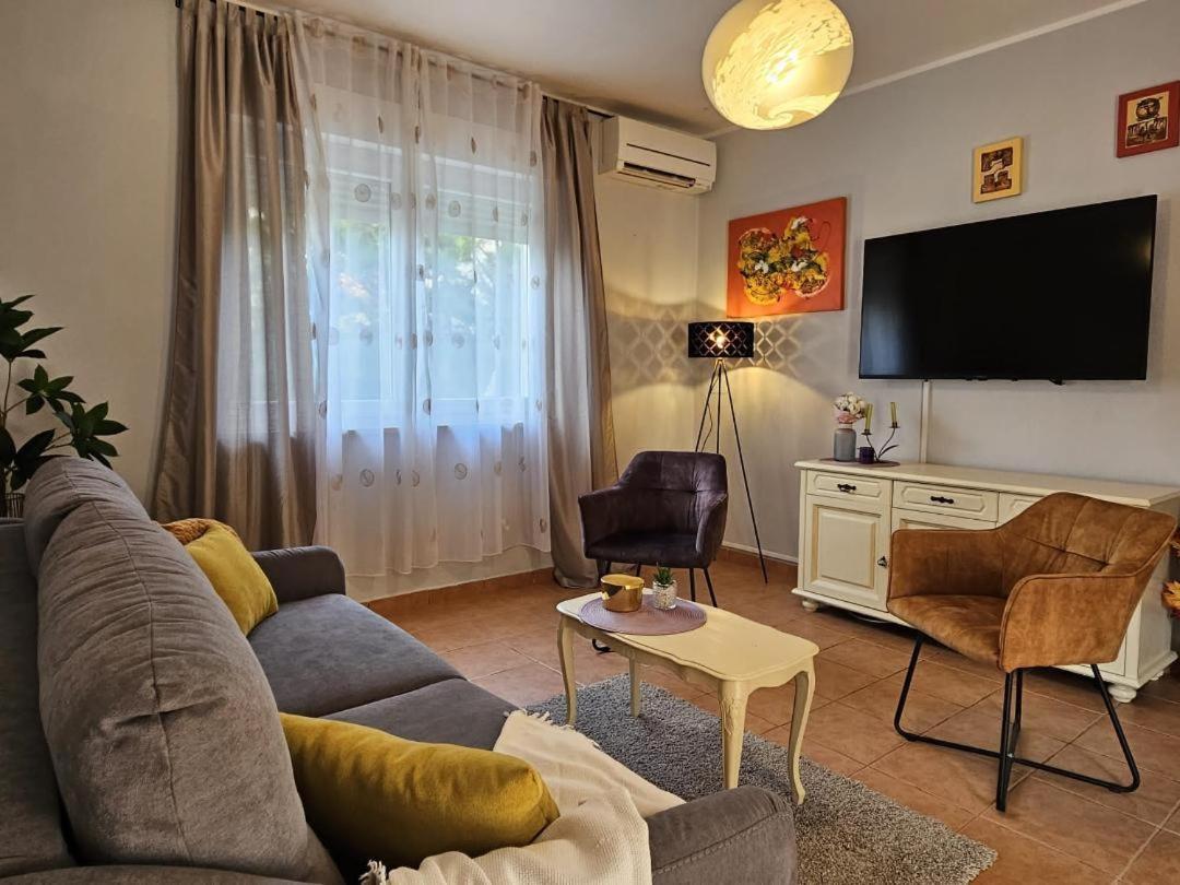 Holiday Home Istra With Jacuzzi Medulin Exterior foto