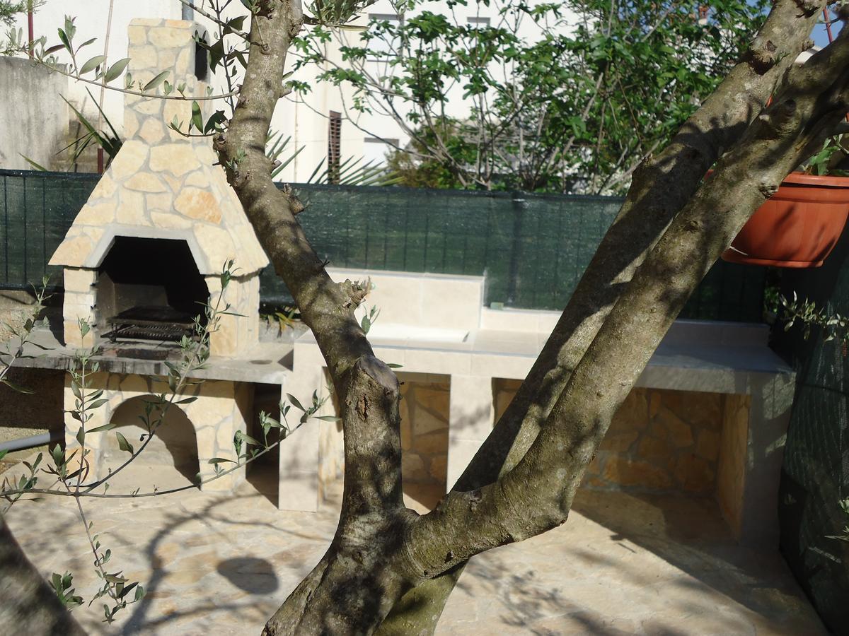 Holiday Home Istra With Jacuzzi Medulin Exterior foto