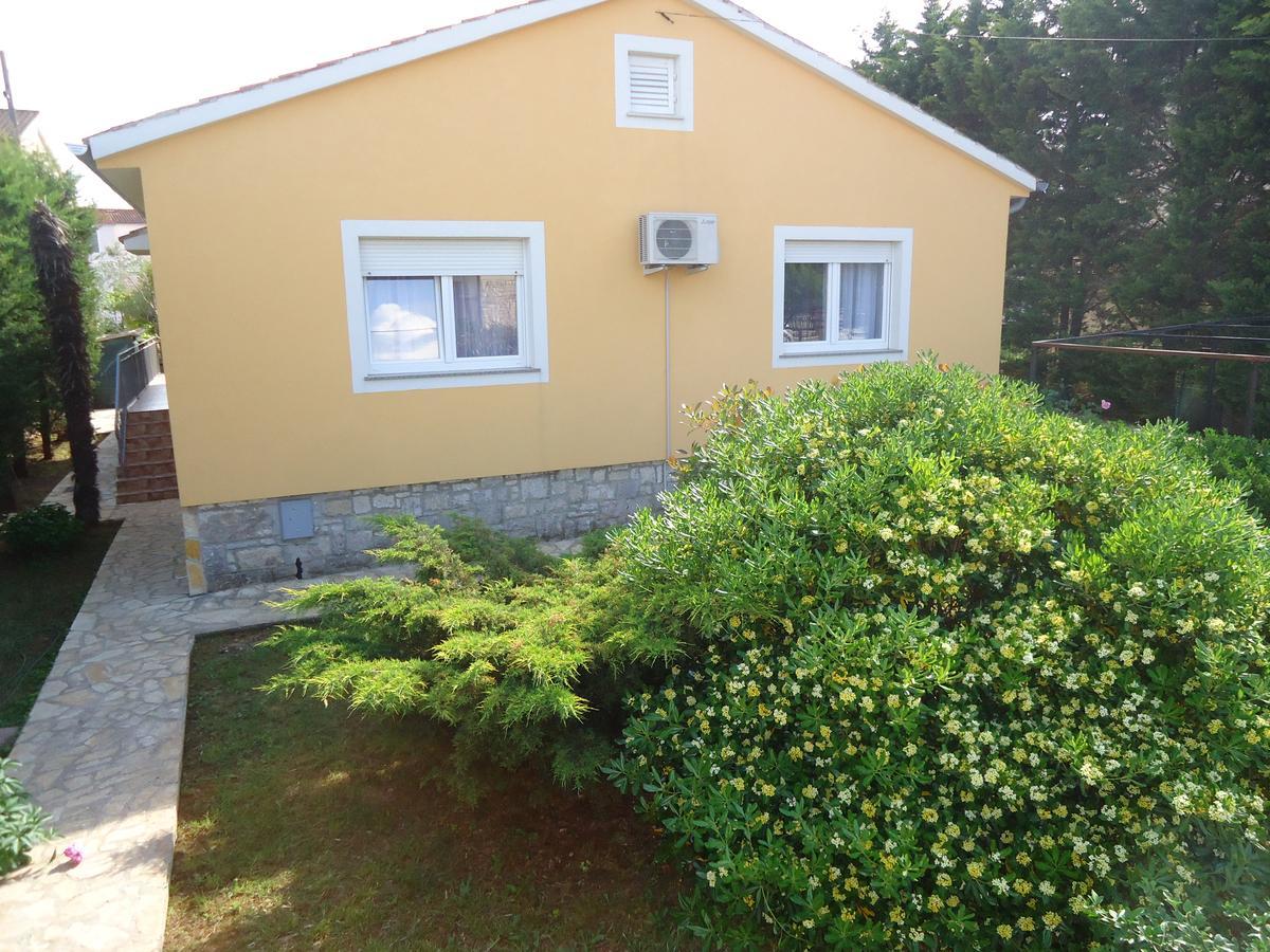 Holiday Home Istra With Jacuzzi Medulin Exterior foto