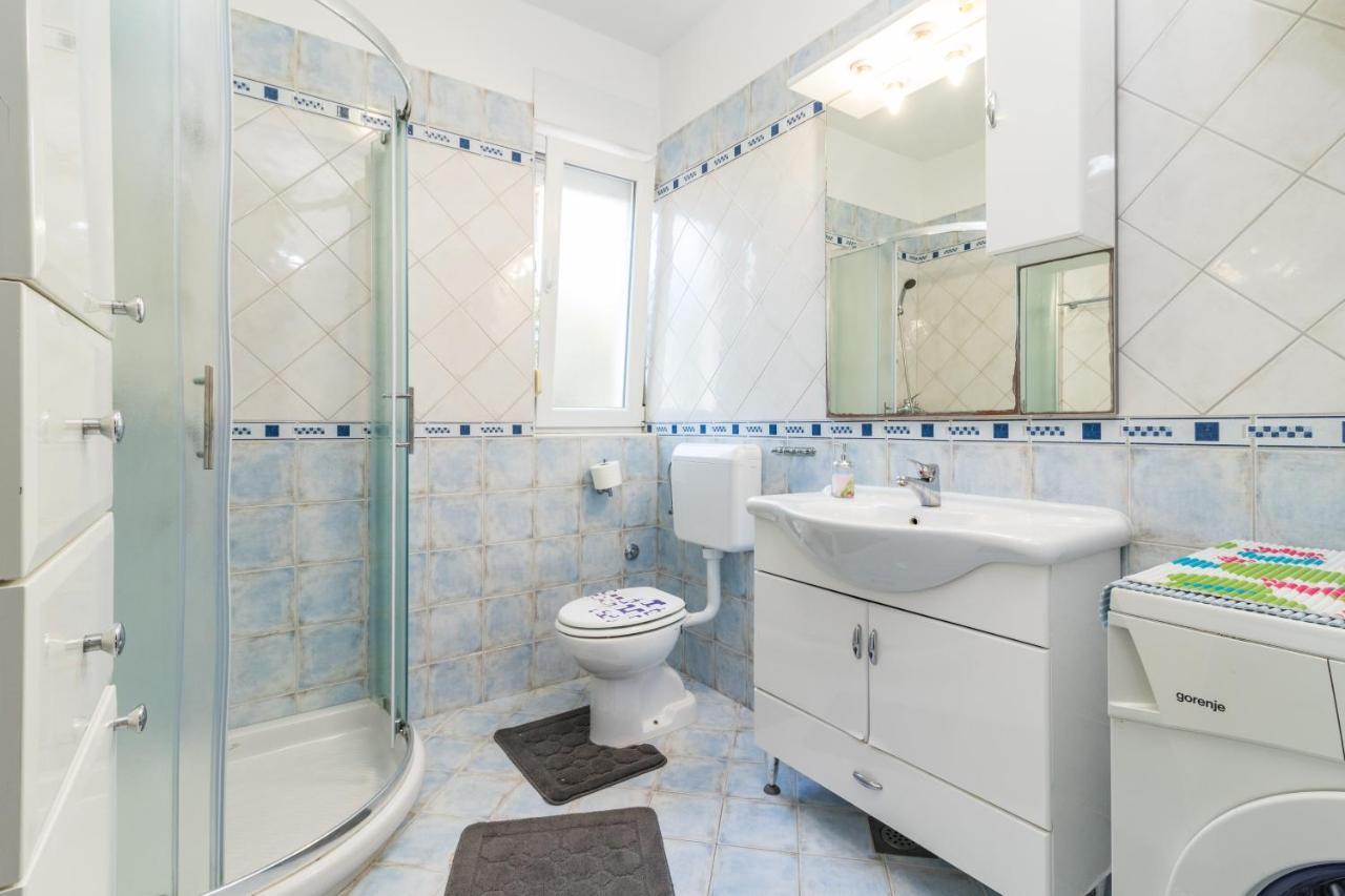 Holiday Home Istra With Jacuzzi Medulin Exterior foto